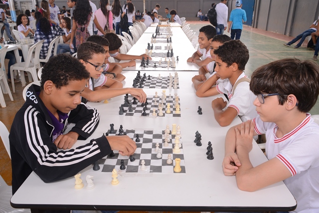 Unicuritiba promove torneio de xadrez