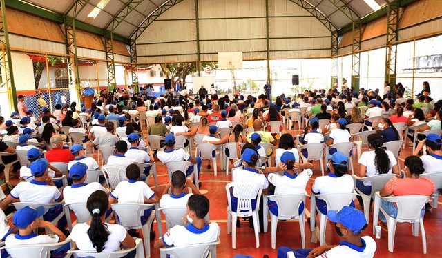 Barreiras: Culto Ecumênico homenageia a estudante Geane da Silva Brito e marca o retorno das aulas no Colégio Municipal Eurides Sant’Anna