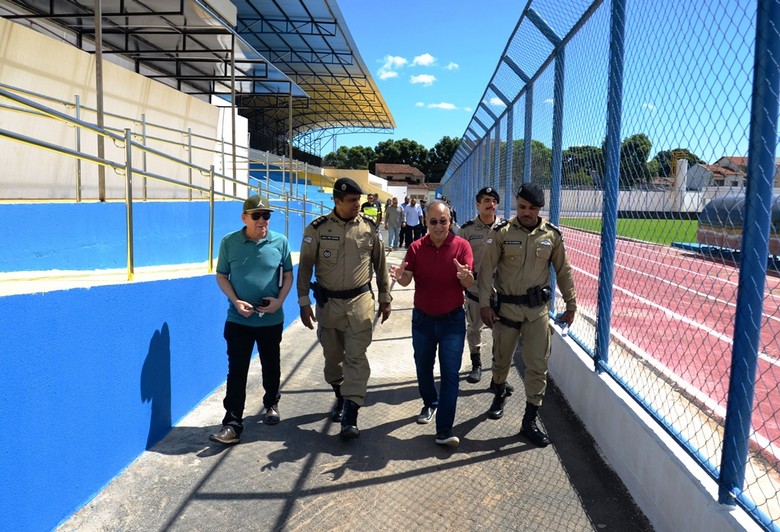Estádio Geraldão está apto para a estreia do Barreiras Futebol Clube na Série B do Baianão neste domingo (3)